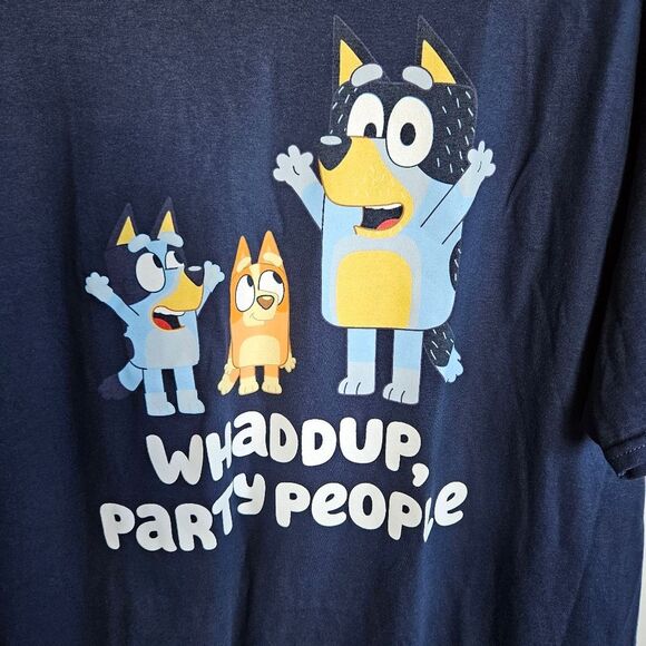 Bluey Men's Whaddup Party People Graphic Print T-Shirt Adult Blue size XL - Picture 3 of 8
